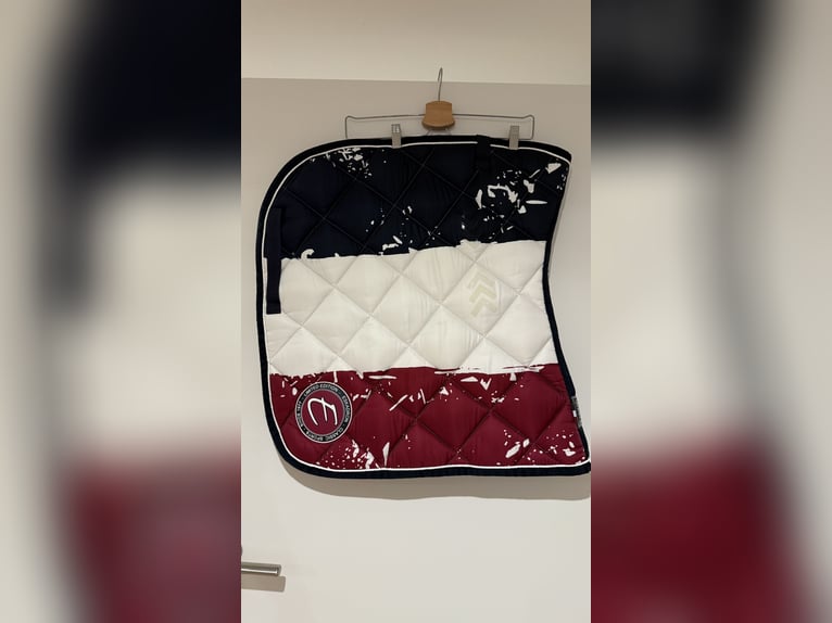 Eskadron Tricolour Pad