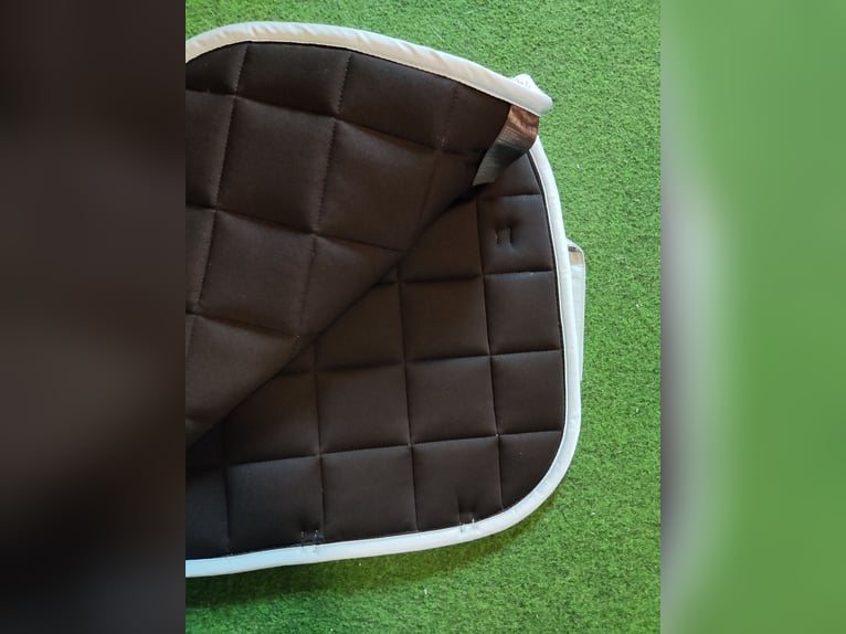 Felix Bühler Schabracke 