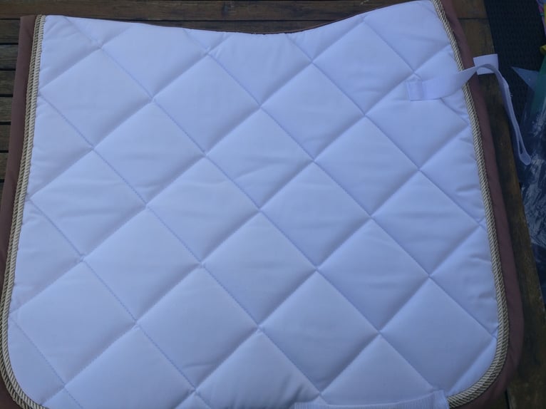 HKM Schabracke, Lauria Garelli