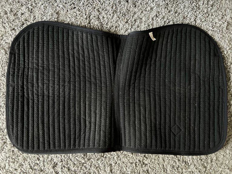 Kentucky Pearls Schabracke VS schwarz WB