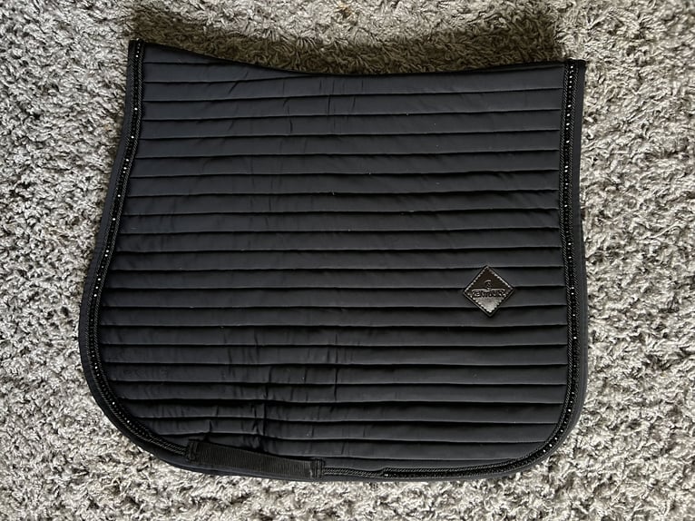 Kentucky Pearls Schabracke VS schwarz WB