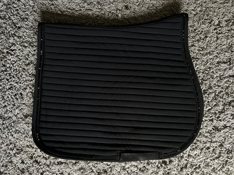 Kentucky Pearls Schabracke VS schwarz WB
