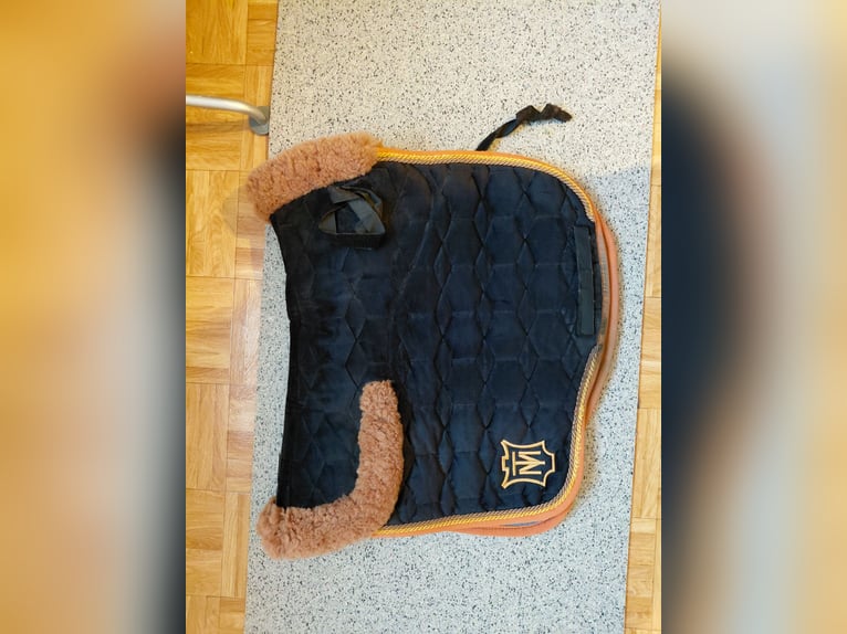 Mattes samt Dressurschabracke schwarz/braun