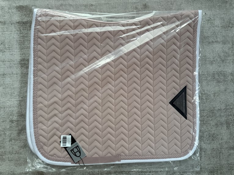 Neu! Herlamora Dressur Schabracke Dusty Pink Rosa