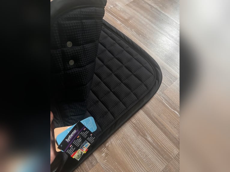 Neue Glitzer Schabracke Dressur