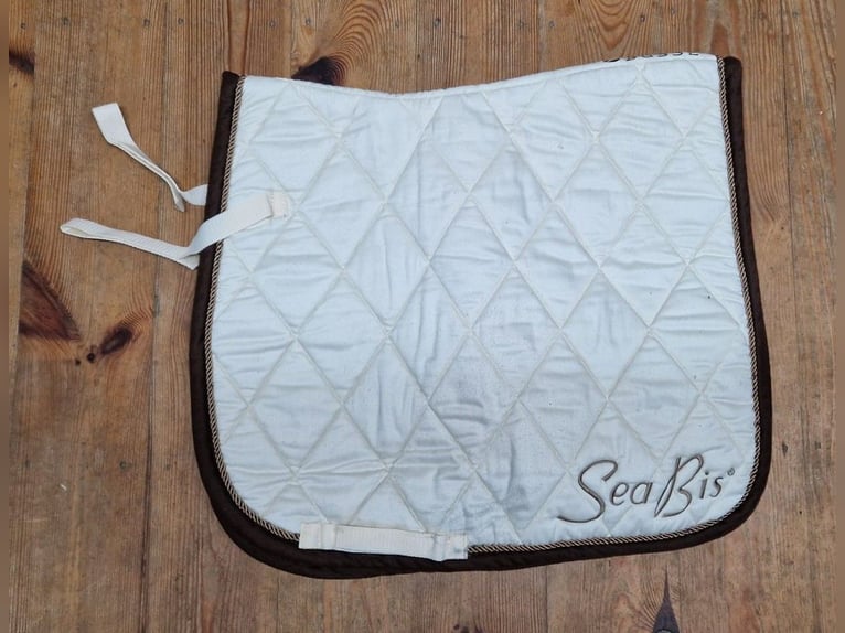 Schabracke Busse beige