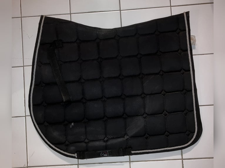 Schabracke „Madrid“ von HKM schwarz gebraucht