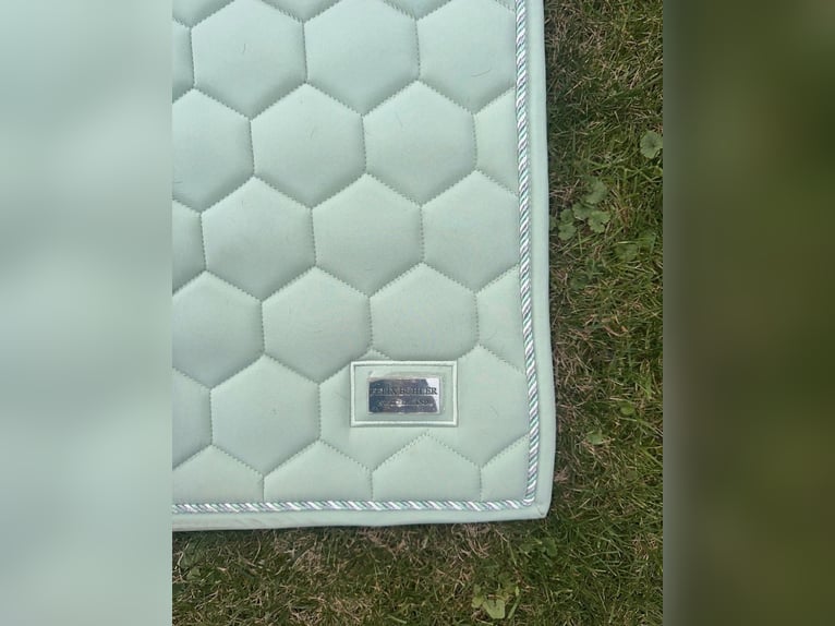 Schabracke mint-grün DR WB