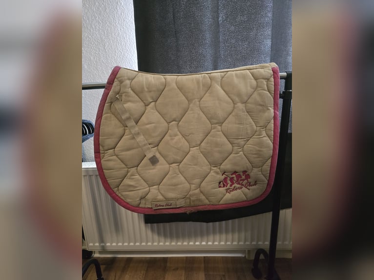 Schabracken divers verschiedene