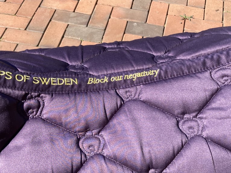 Schöne Dressur Schabracke von PS Sweden, Full, Dunkellila
