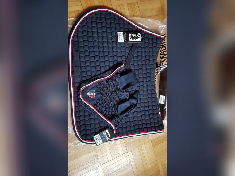 Set Contrast Eskadron Dunkelblau + Fliegen Haube WB NEU !!!!!!
