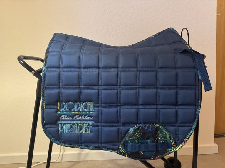 Tropical Paradise Schabracke von Felix Bühler (Größe: Dressur)