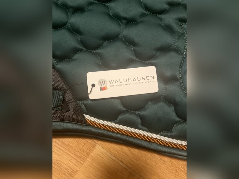 Waldhausen Dressurschabracke Paris Two NEU