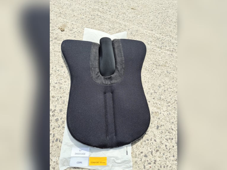 Winderen Dressurpad Comfort 18mm - Coal 17"