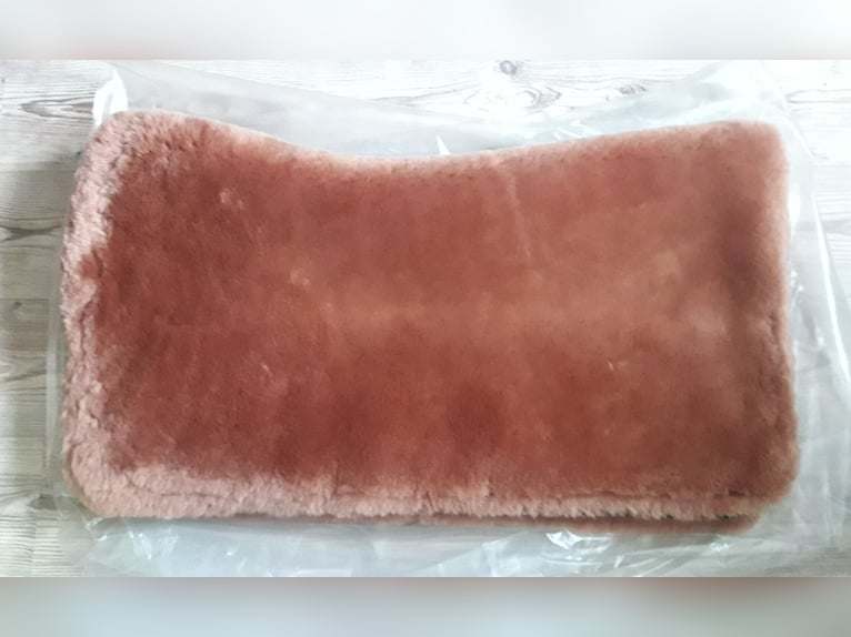 Neu Mattes 33" = 85cm Westernpad zimt Lammfell cognac zum Wanderreiten zimt