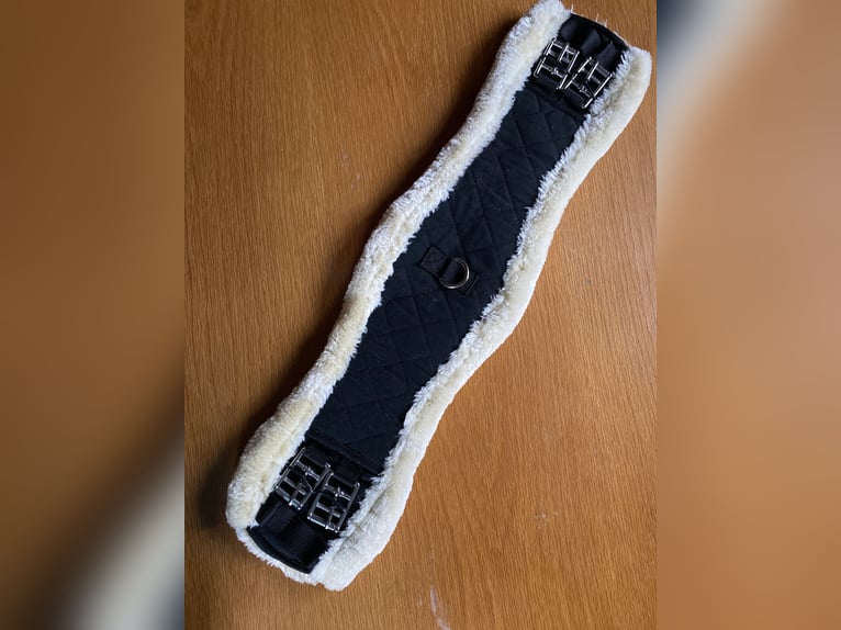 Kurzgurt mit Lammfellimitat