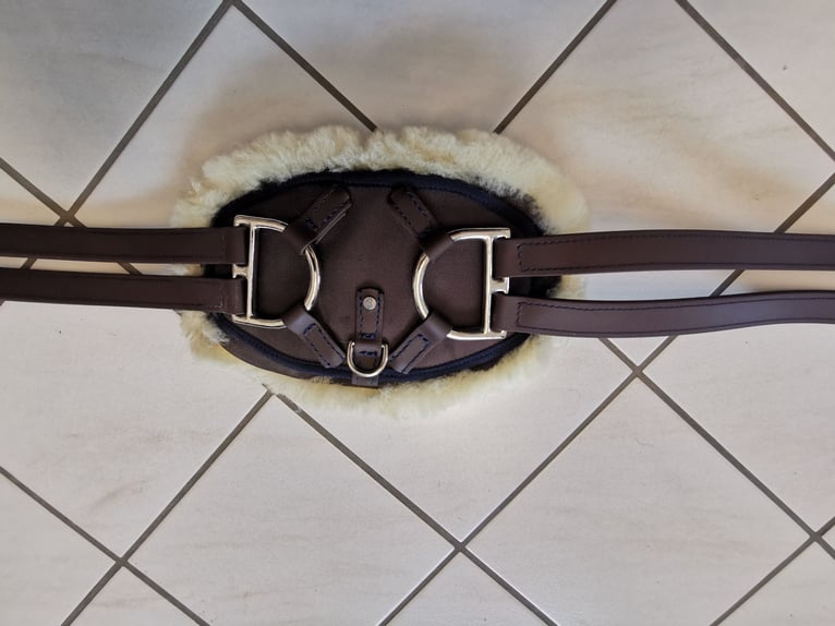 Equigurt von Equimero, braun, 135 cm