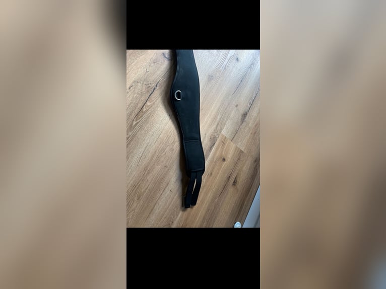 Showmaster Langgurt mit Memory Foam in der Größe 110 cm