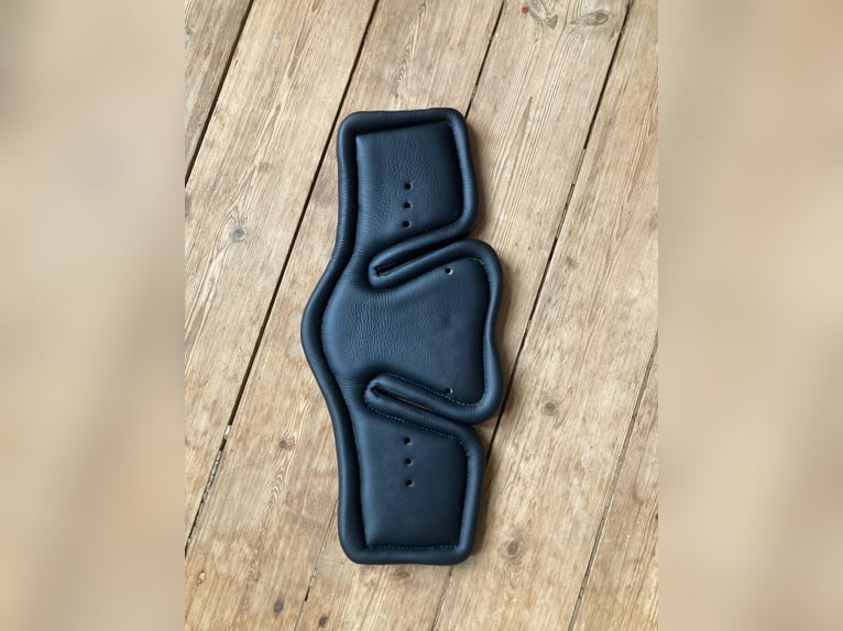 Stübben Equisoft mit Lederpolster 130cm, neuwertig