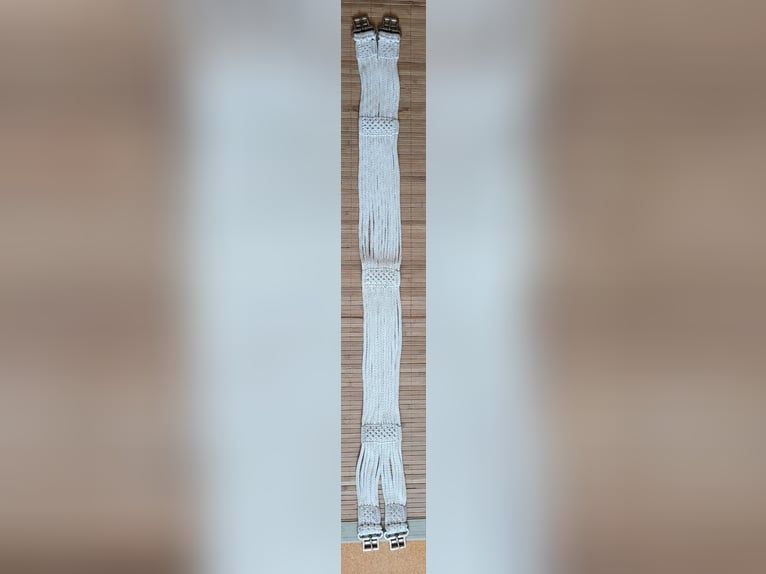 weißer Strippensattelgurt / Sattelgurt / Langgurt - von HS Sprenger - ca. 123 cm