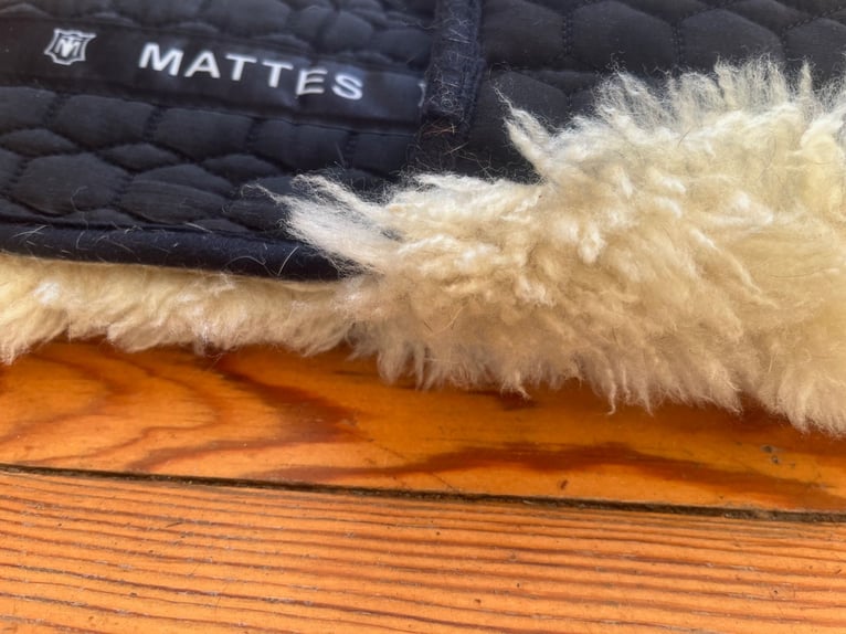  Mattes Lammfell Gurtschoner Kurzgurt Bezug 60 cm