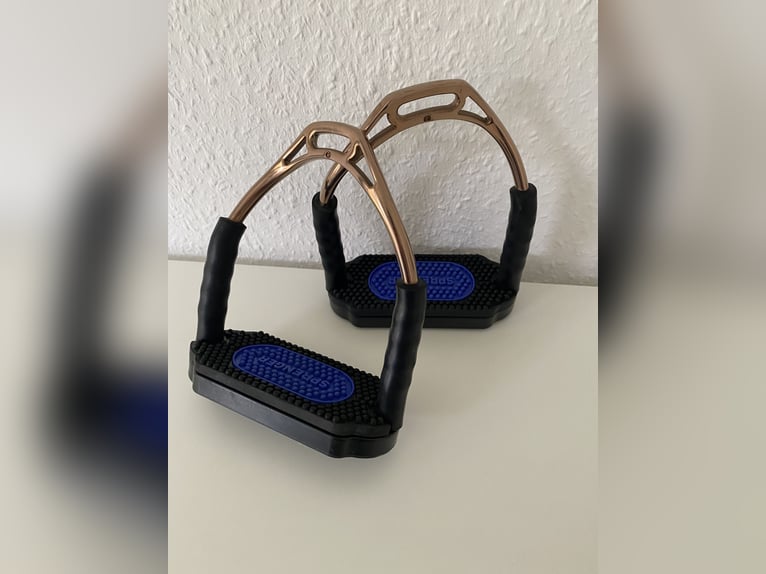 Bow Balance Steigbügel Bronze