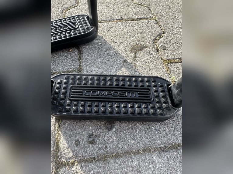 Compositi Steigbügel