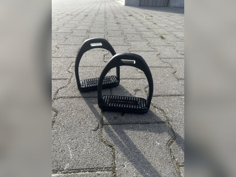 Compositi Steigbügel