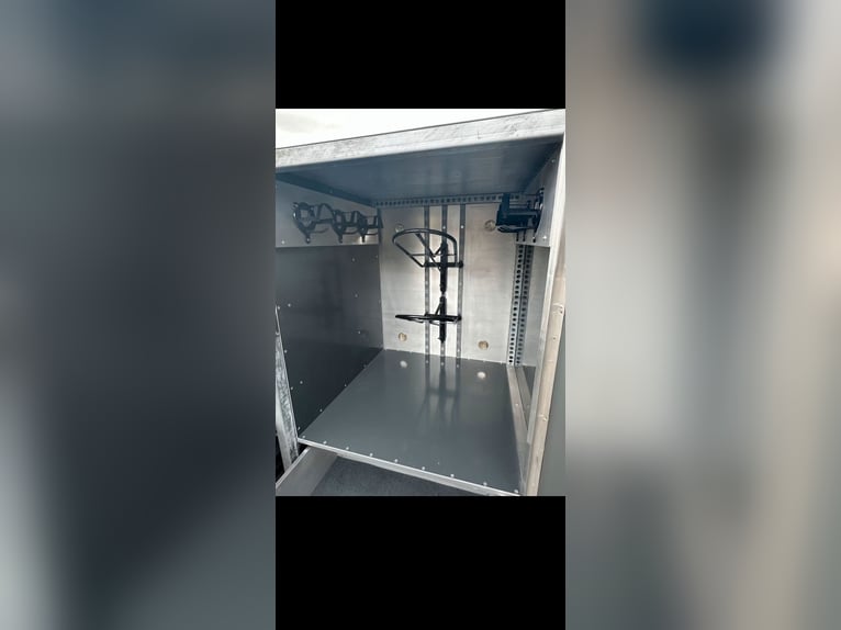 Turnierschrank / Mobiler Sattelschrank Voll Alluminium