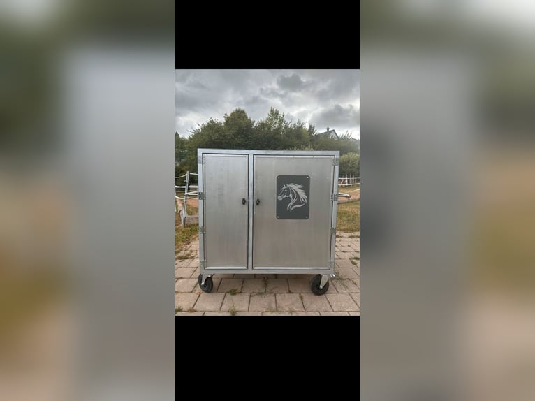 Turnierschrank / Mobiler Sattelschrank Voll Alluminium