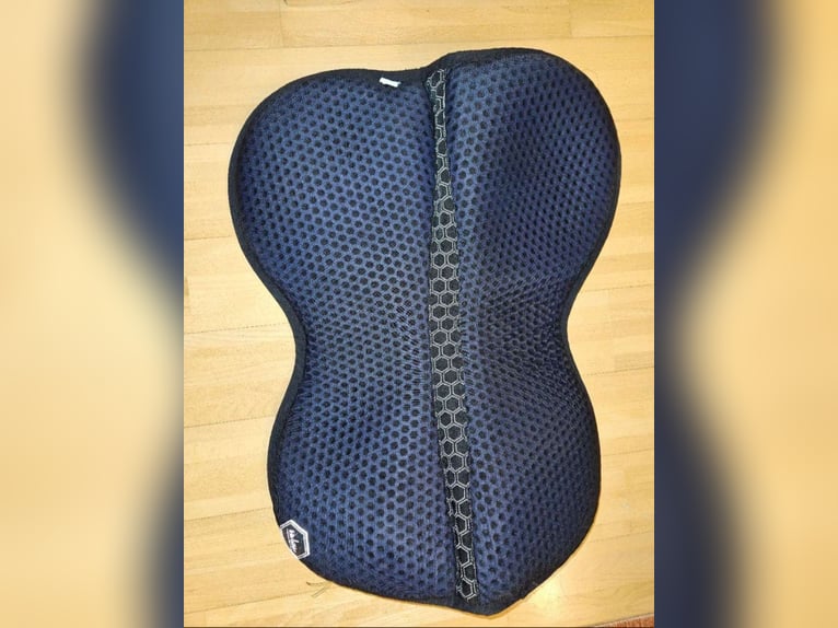 Diverse Reitsportartikel zu verkaufen