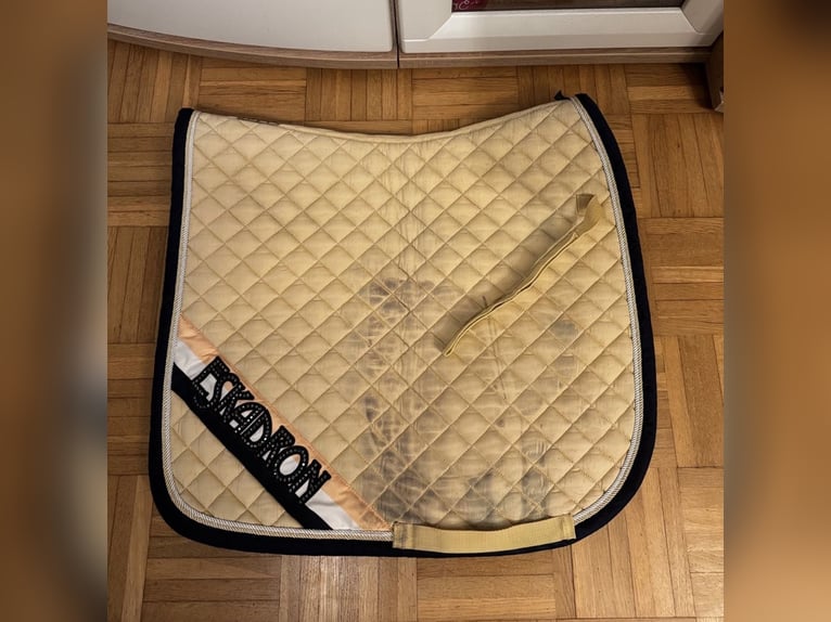 Eskadron Schabracke Set