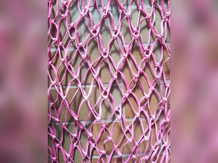 Heunetz in Pink