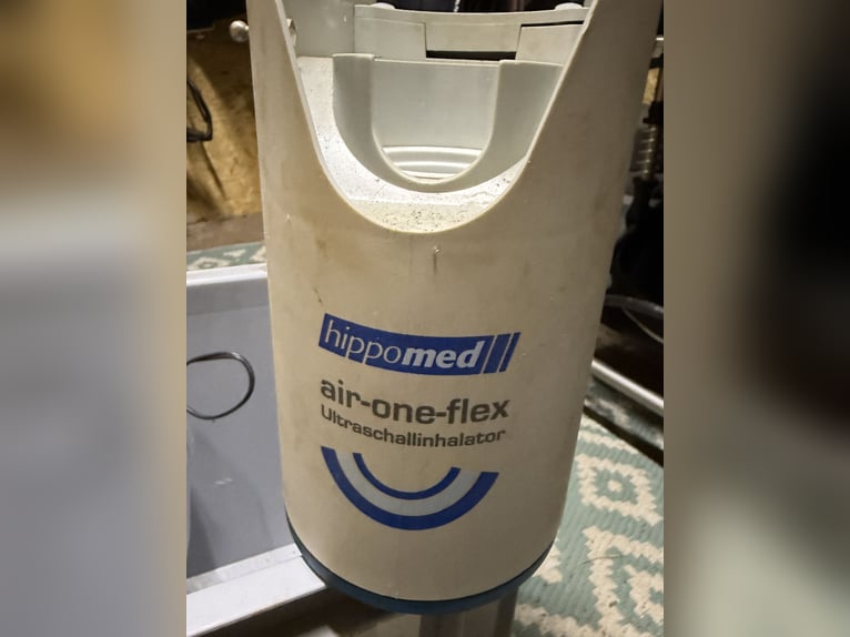 Hippomed AirOne flex Inhalator mit Zubehör