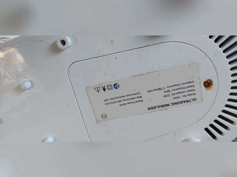 Inhaliergerät mit Ersatzteilen