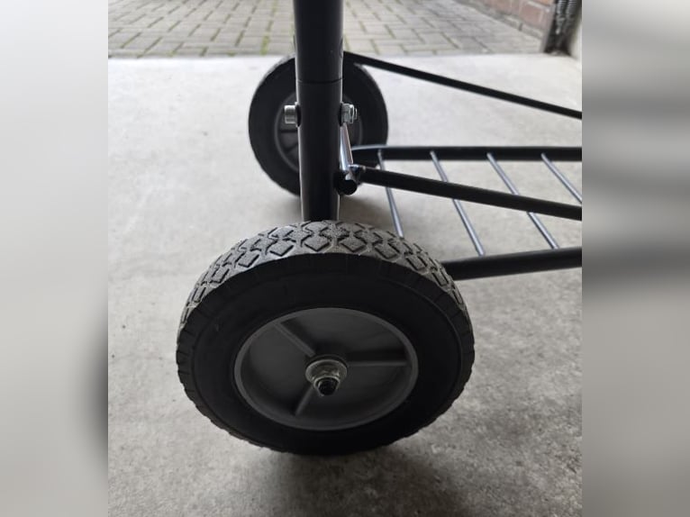 Sattelwagen Premiere, kaum gebraucht, schwarz