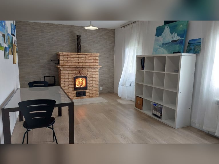 Anwesen mit Haus und privater Reitanlage