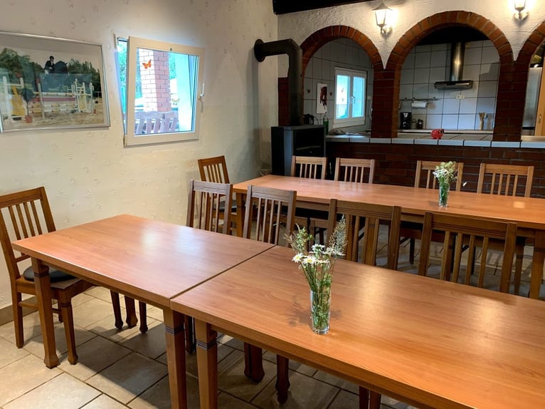 Attraktive Reitanlage zwischen Montabaur und Limburg