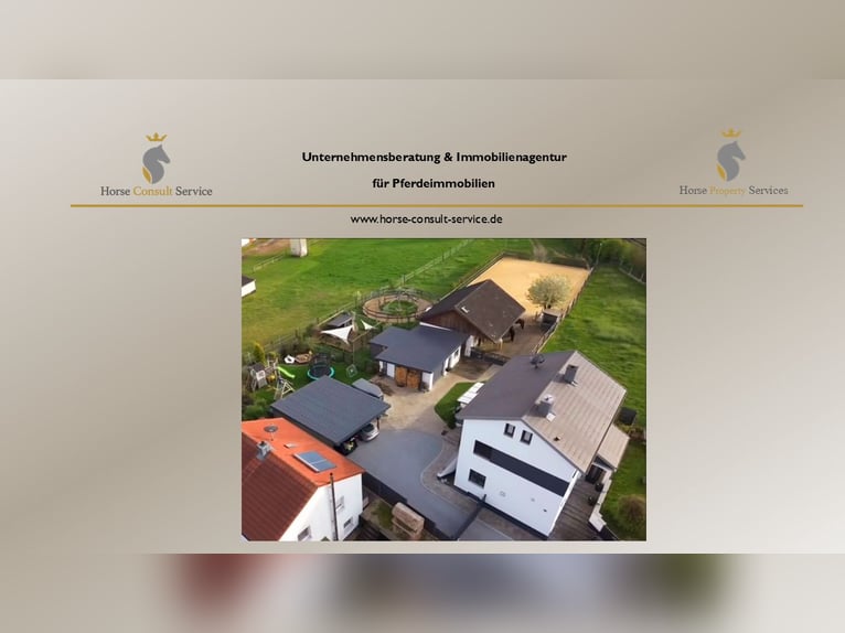 Einfamilienhaus mit Pferdehaltung in Abensberg/Arnhofen
