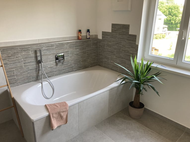 Einfamilienhaus Neubau mit 2,5 WE *Pferdehaltung* 1786 m² *provisionsfrei*