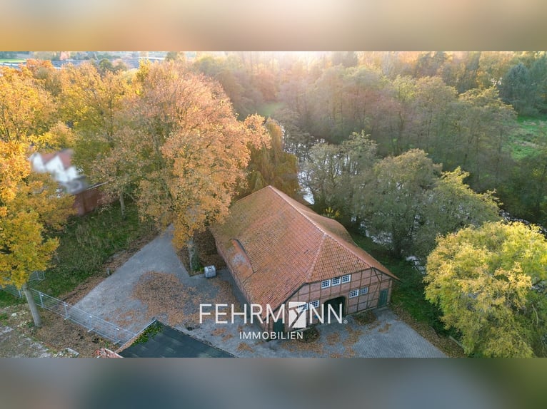 Exklusives Anwesen mit Villa, Reitanlage und Hallenkomplex  an einem Privatsee zum Kauf