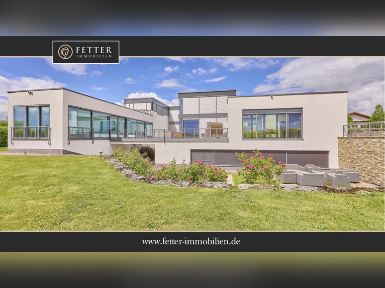 Luxuriöse Villa mit Reitanlage in der Nähe von Fulda in Hessen – Wellness, Reitsport & Lebensgefühl