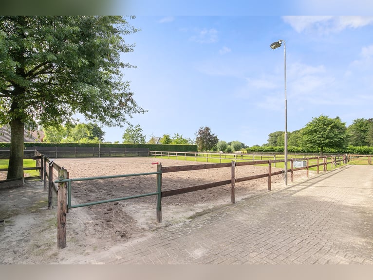Oirschotseweg 26, Moergestel