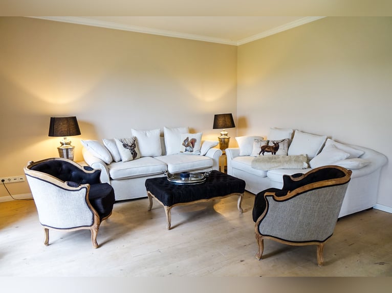 Preissenkung! Landhaus für Pferdeliebhaber mit traumhaftem Blick
