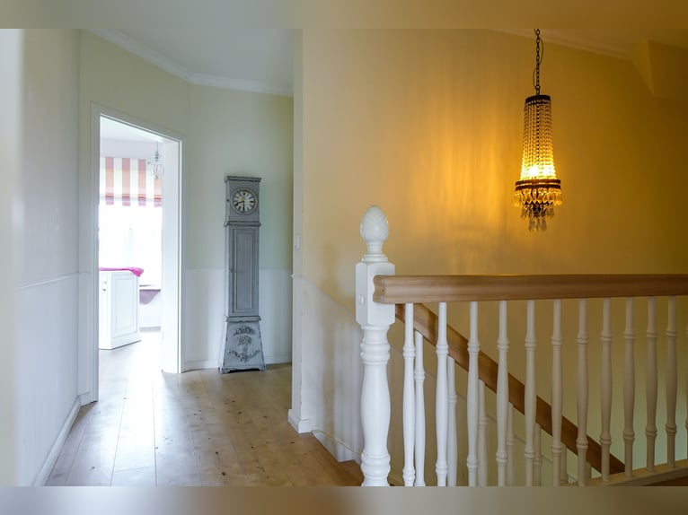 Preissenkung! Landhaus für Pferdeliebhaber mit traumhaftem Blick