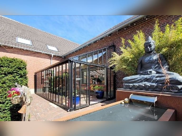 Traumhafter Vierkanthof mit ca. 4,2 ha Nähe Düsseldorf