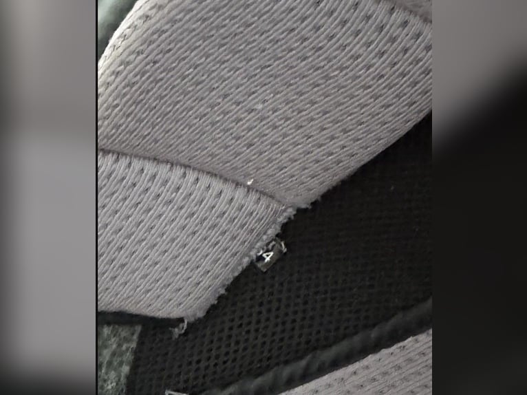 Samshield Miss Shield Schwarz Glossy mit Alcantara & Swarovski