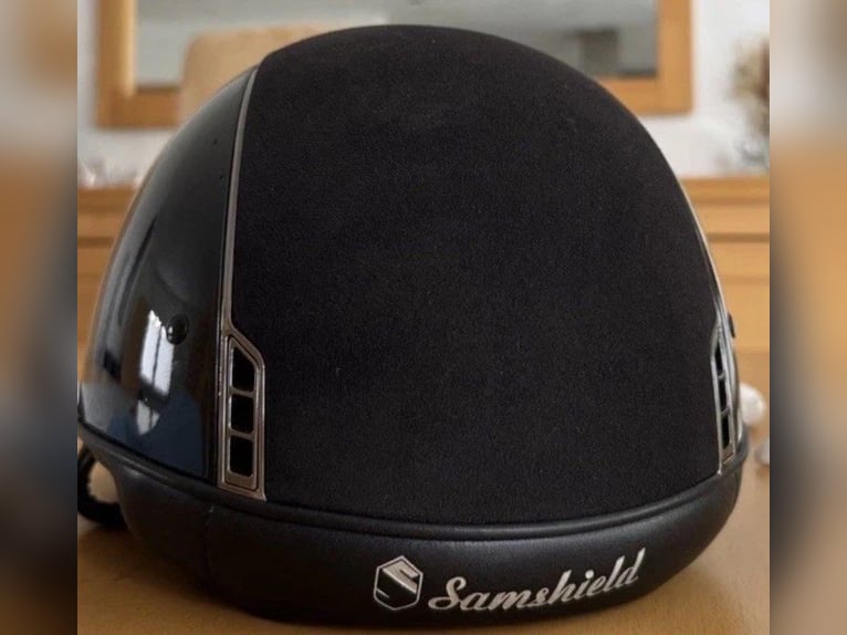 Samshield Miss Shield Schwarz Glossy mit Alcantara & Swarovski