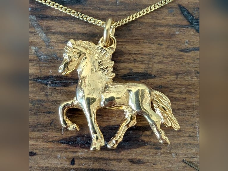 Super tolles Weihnachtsgeschenk- Set aus Anhänger und Ohrstecker