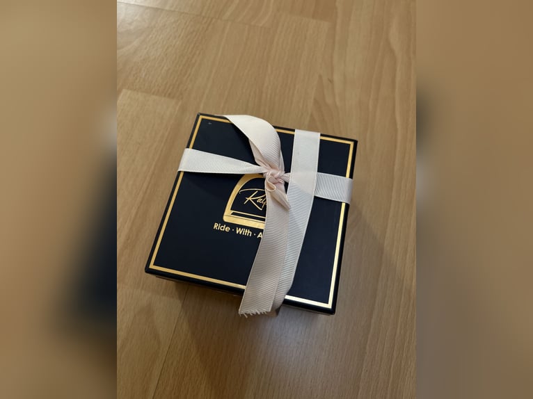 Tuch Schal - Pferde Motiv - in Geschenkbox - NEU